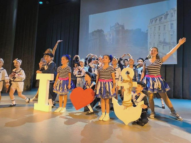 1459 image for slide