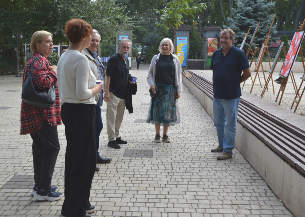 1528 image for slide