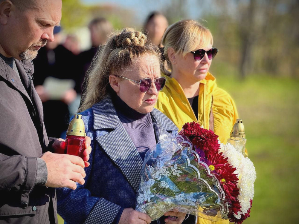 1609 image for slide