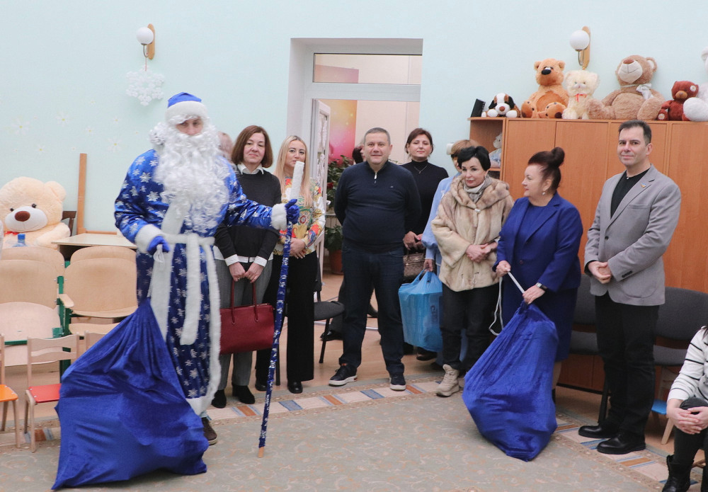 1636 image for slide