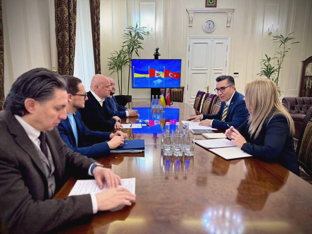 1665 image for slide