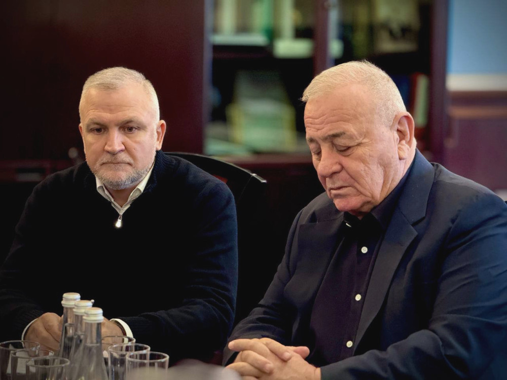 1680 image for slide