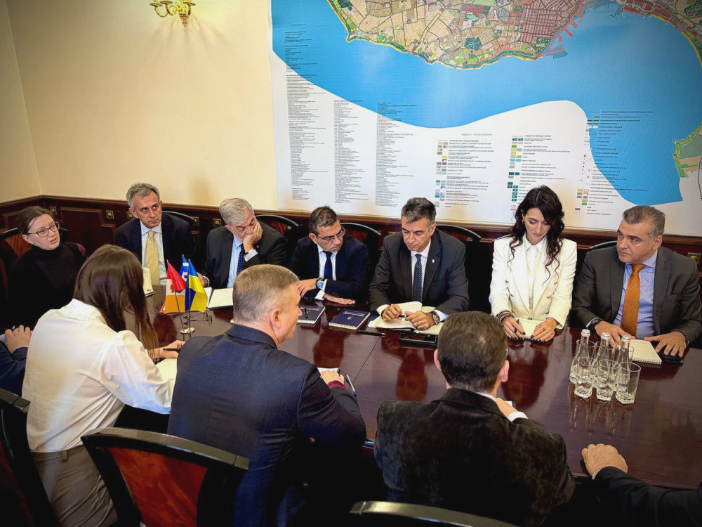 1683 image for slide