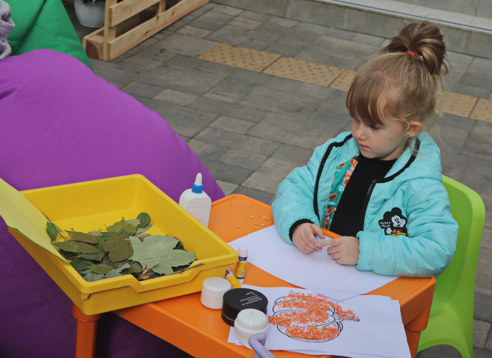 1825 image for slide