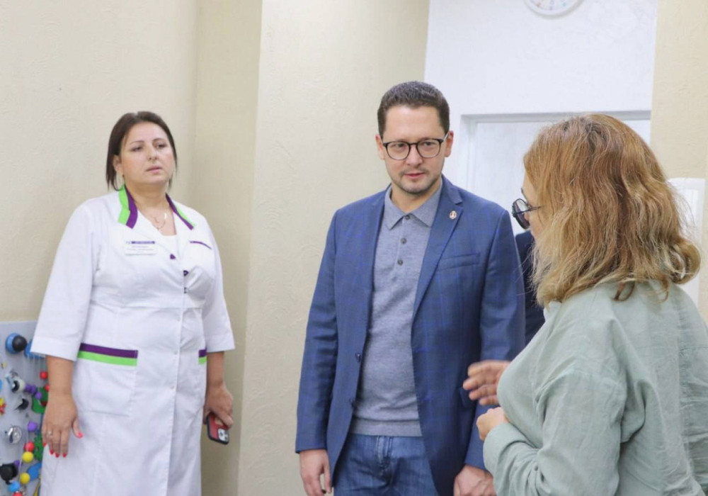 1877 image for slide