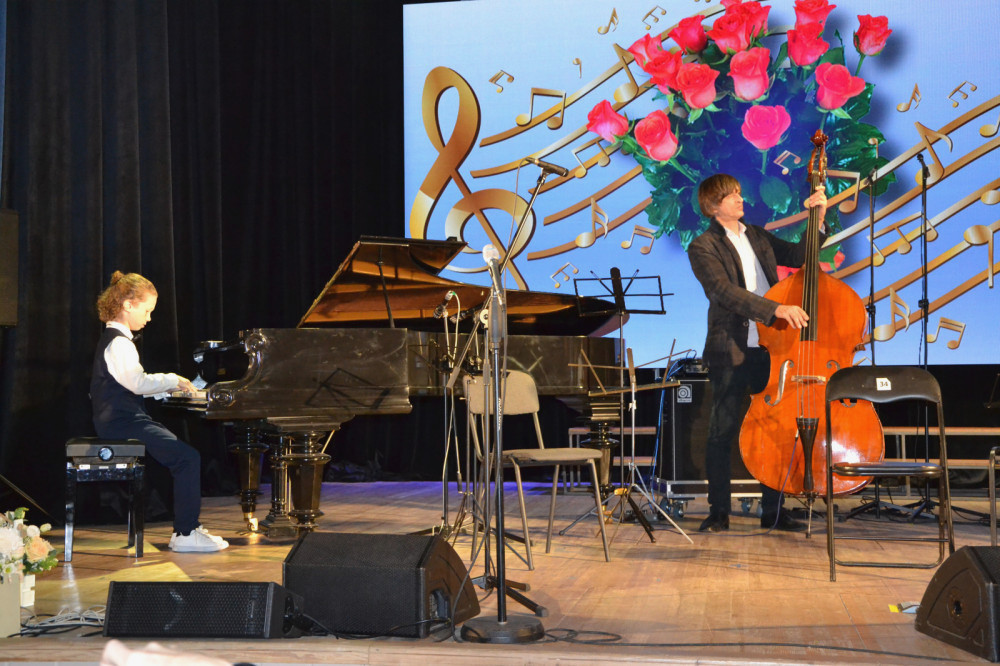 2369 image for slide