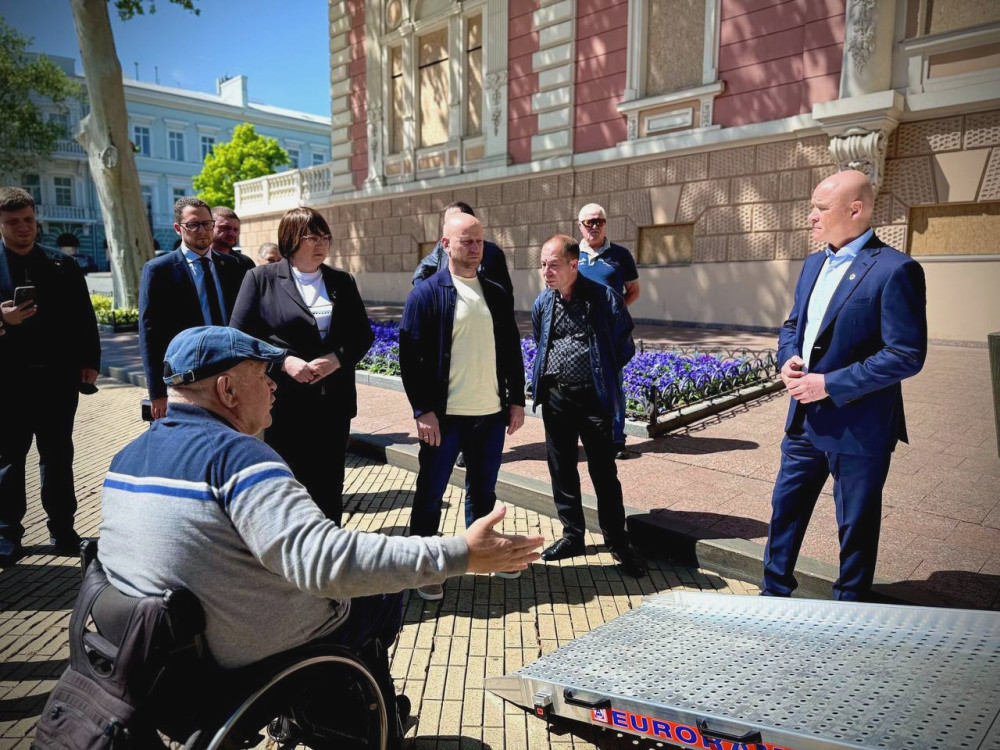 3893 image for slide