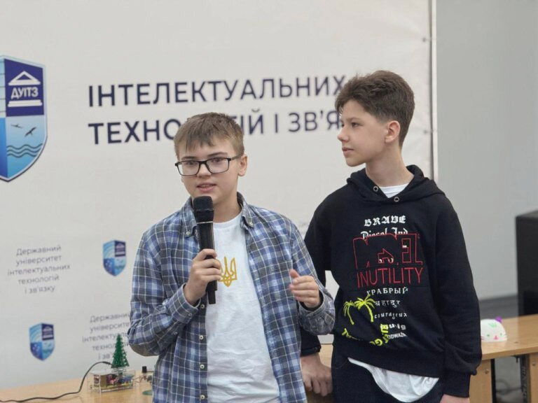 4012 image for slide