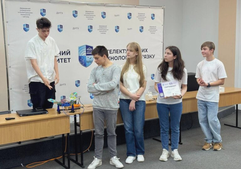 4016 image for slide