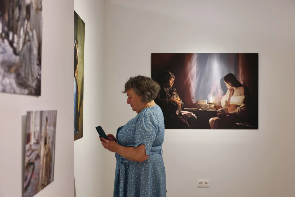 4407 image for slide