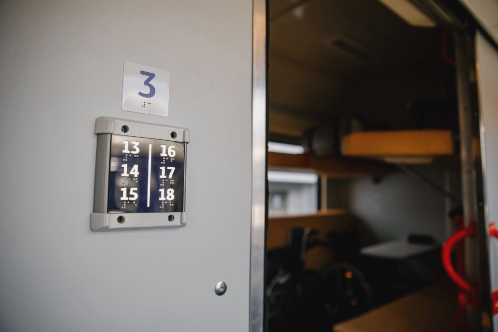 5230 image for slide