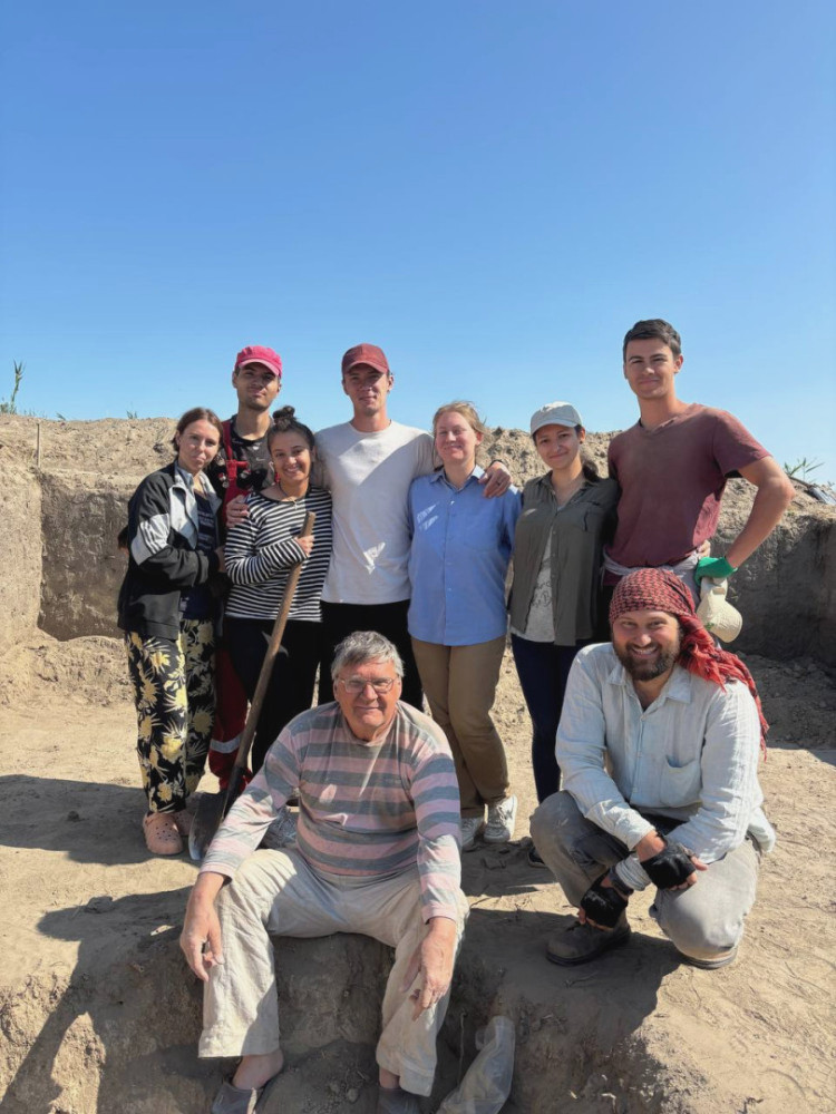 5244 image for slide