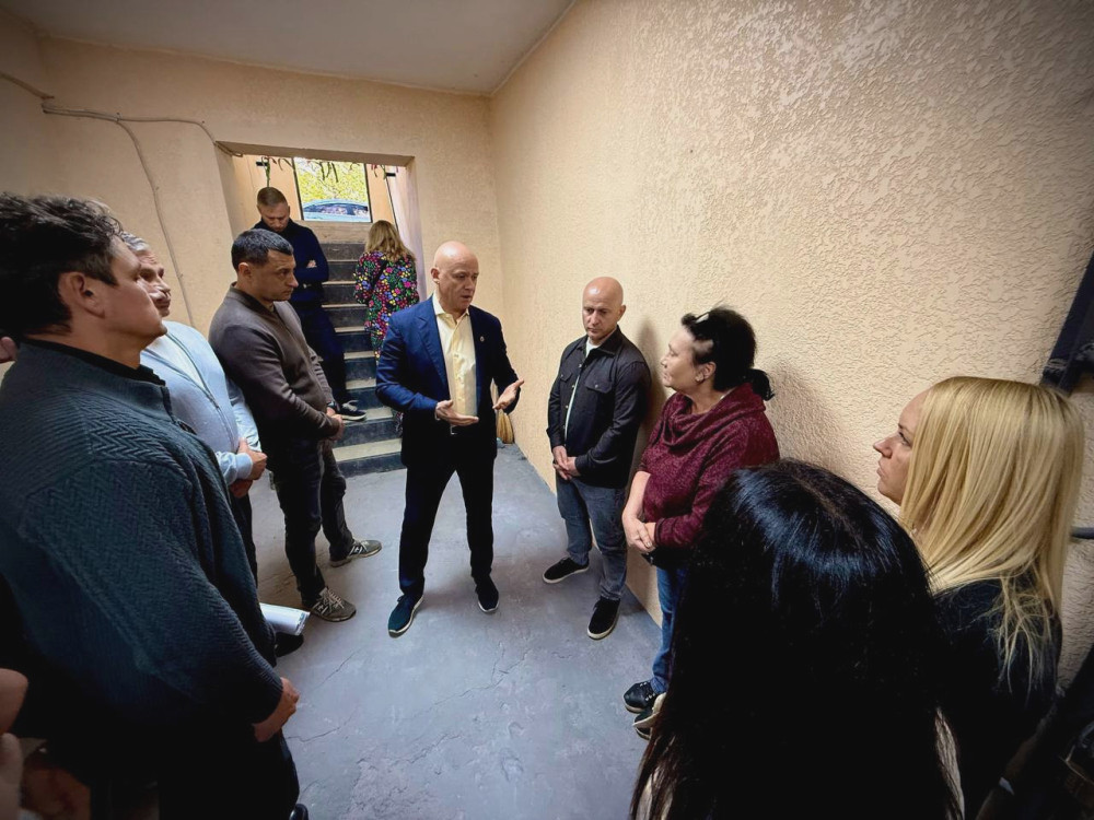 6799 image for slide