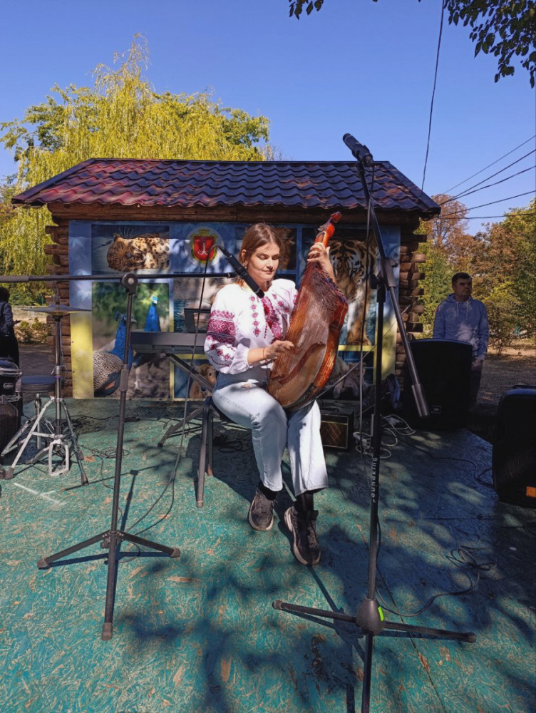 6873 image for slide