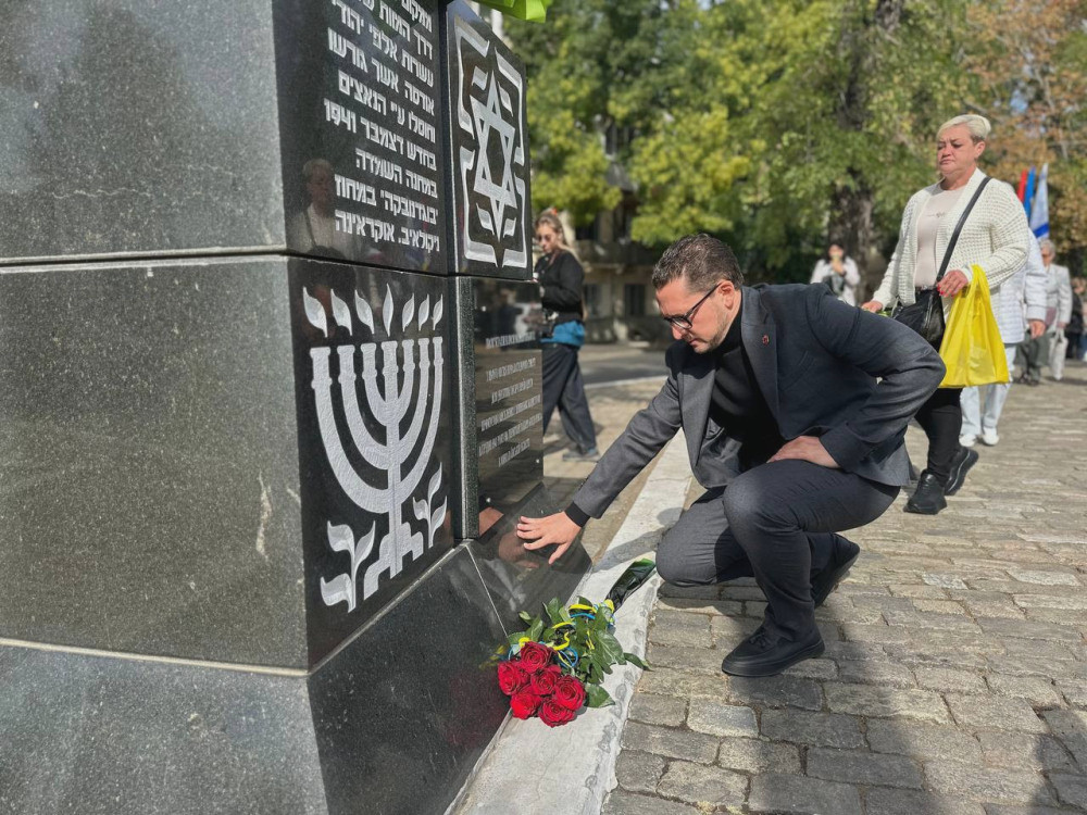 6879 image for slide