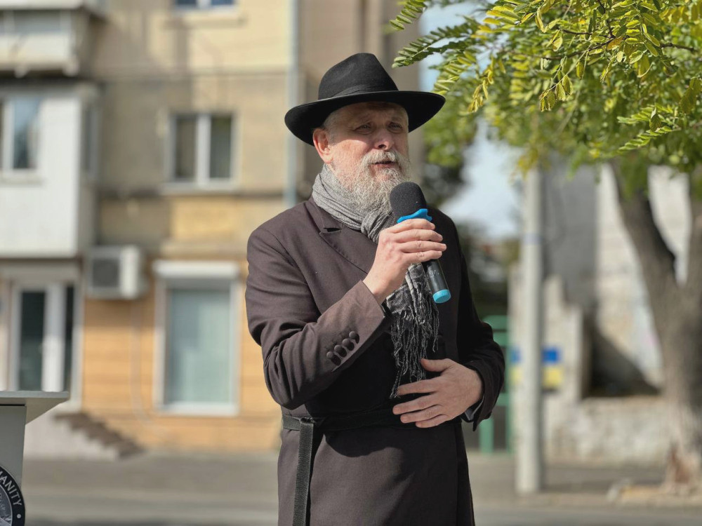 6880 image for slide