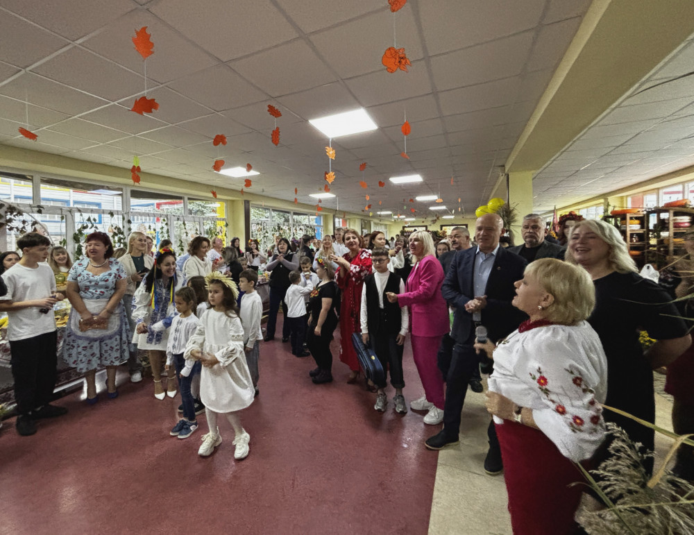 6913 image for slide