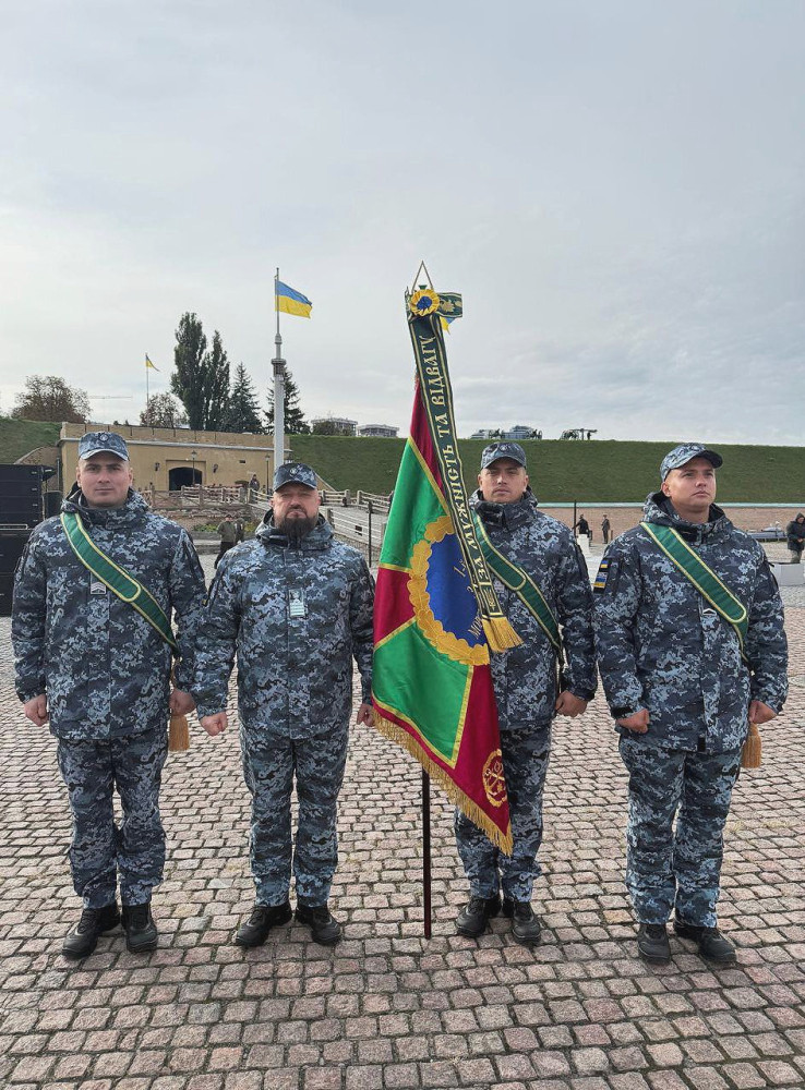 6961 image for slide