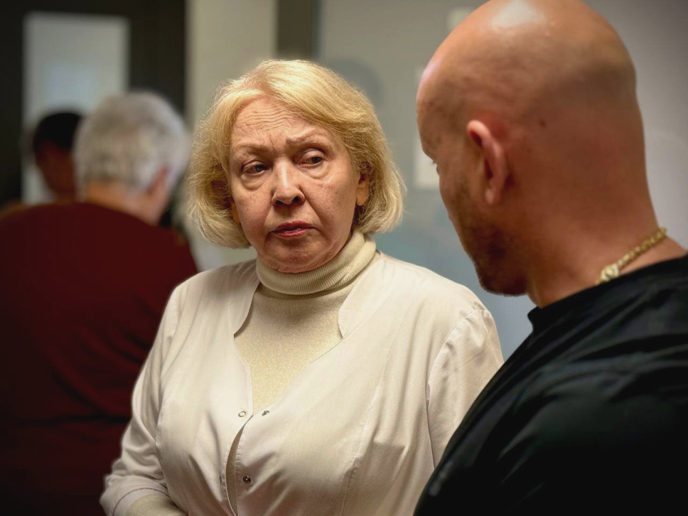 7006 image for slide