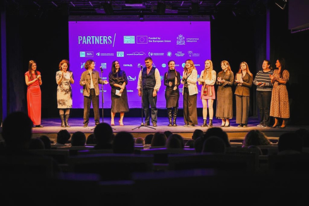 7237 image for slide