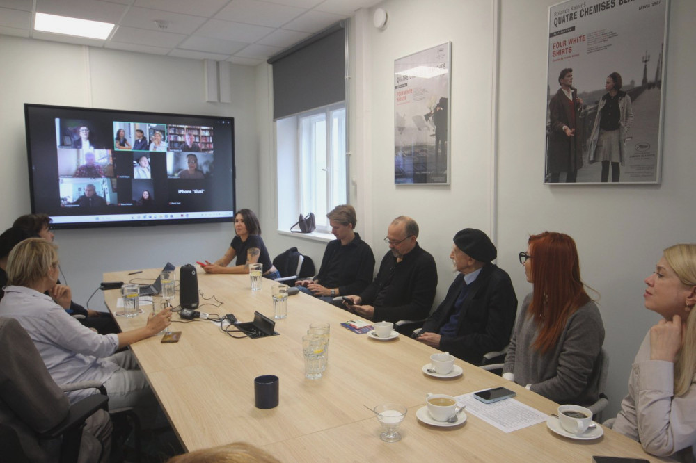 7329 image for slide