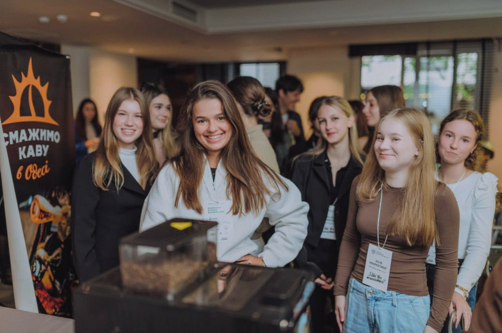 7484 image for slide