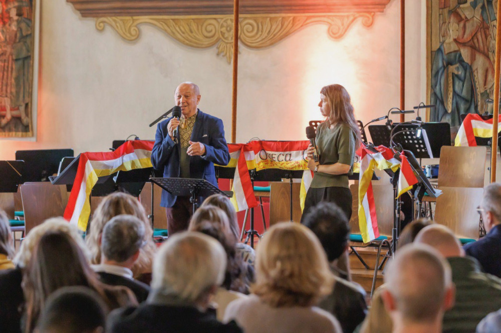 7544 image for slide