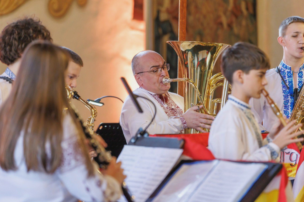 7549 image for slide