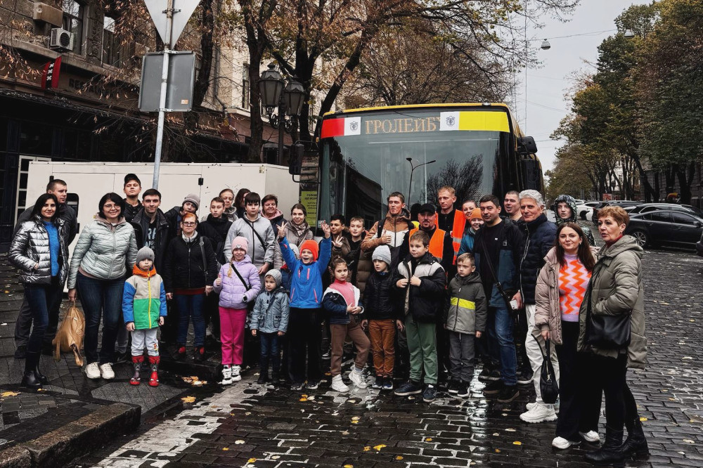 7743 image for slide