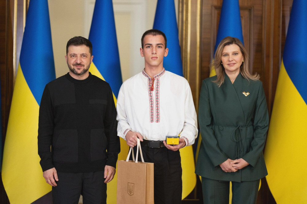 7981 image for slide