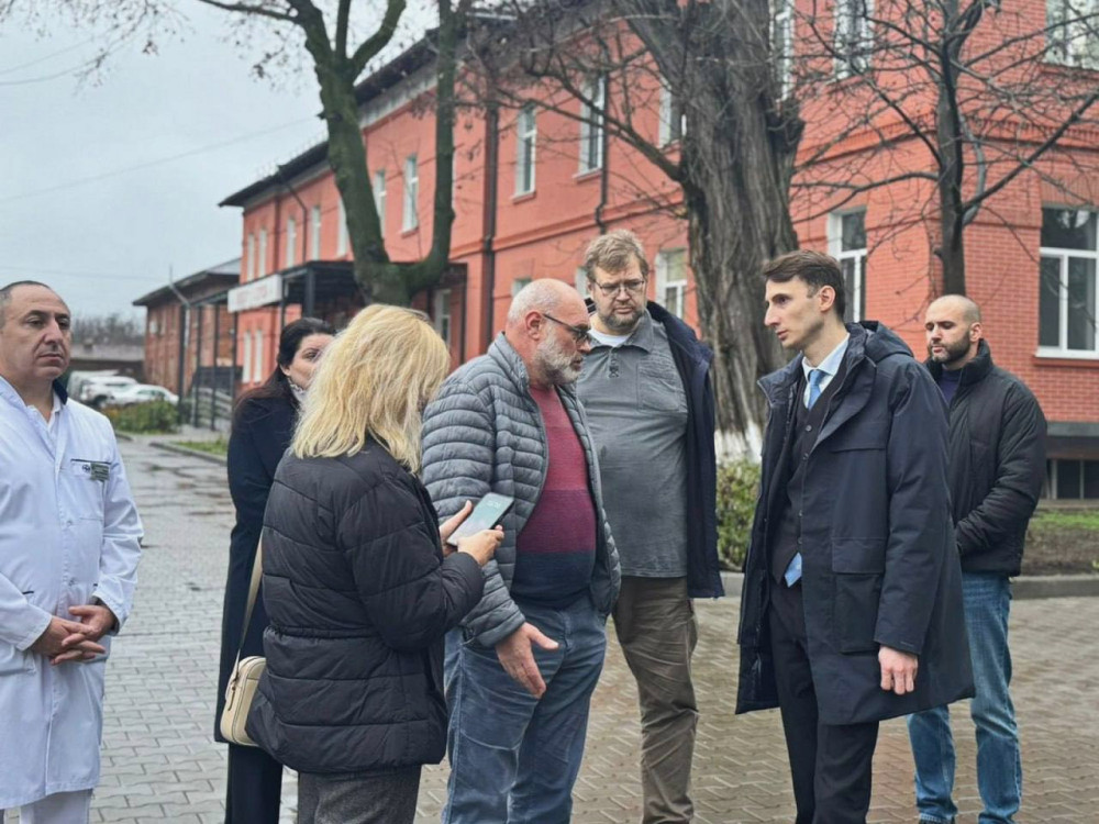 8220 image for slide