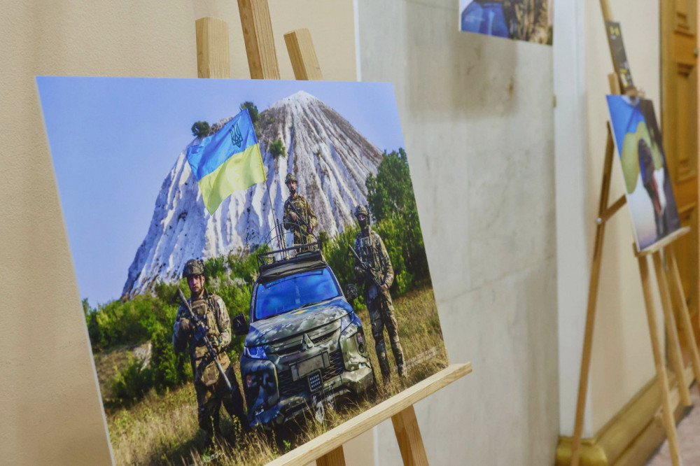 8437 image for slide