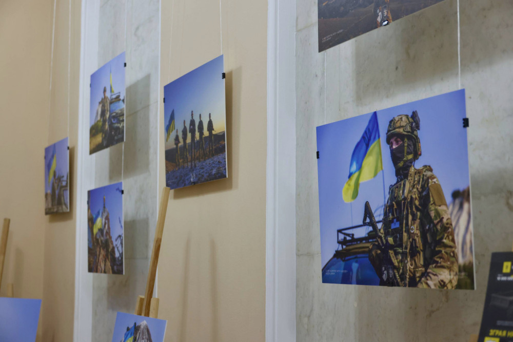 8438 image for slide